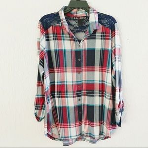 POLLY & ESTHER Plaid Longsleeve Buttondown Shirt (M)